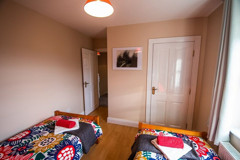 Modern Central Three Bedroom House