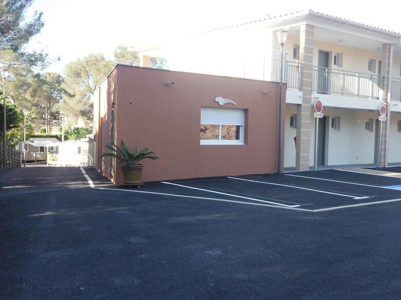 Camping de L'el�phant