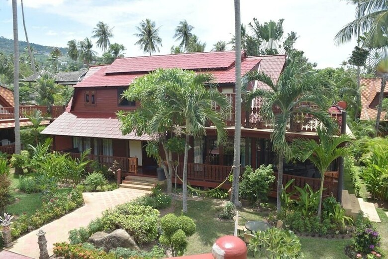 4 Bedroom Beachfront Villa 3 Banyan