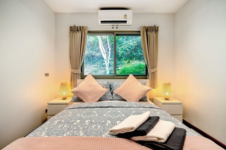 3 Bedroom Sea View Villa Mikia