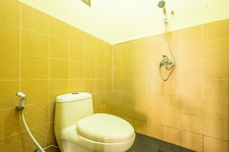 Hotel Oyo 951 Cempaka Ratu Beach Resort