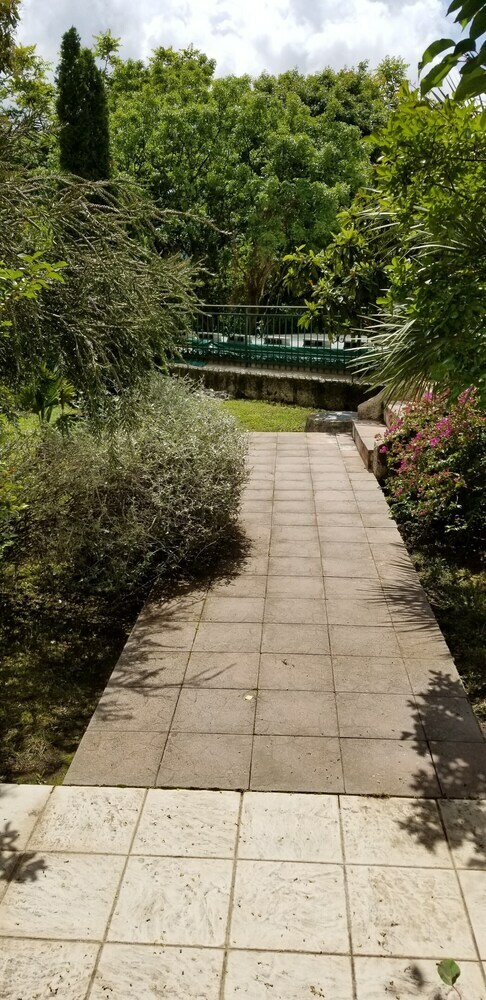Apartamentos Green Village Kotor