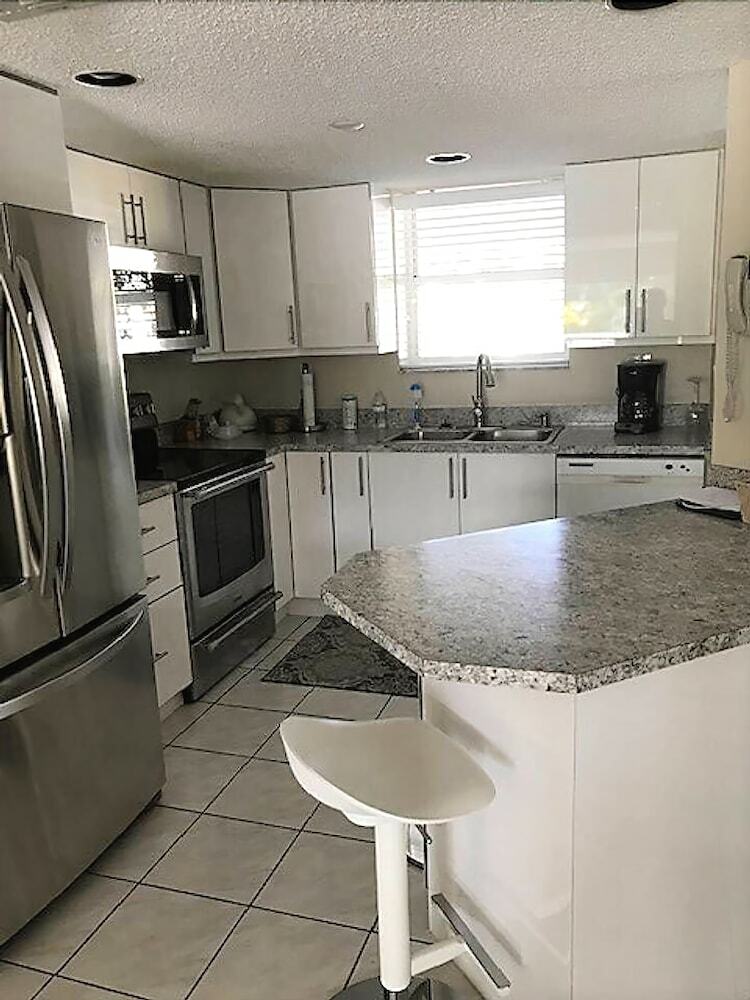 Apartamento Le Frontenac 210-4 People., Sunny Isles Str-01055
