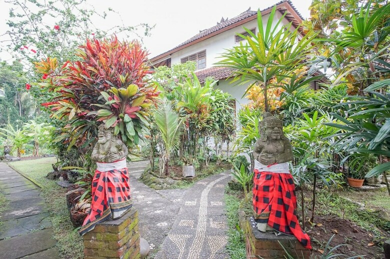 Hotel Lecuk Homestay