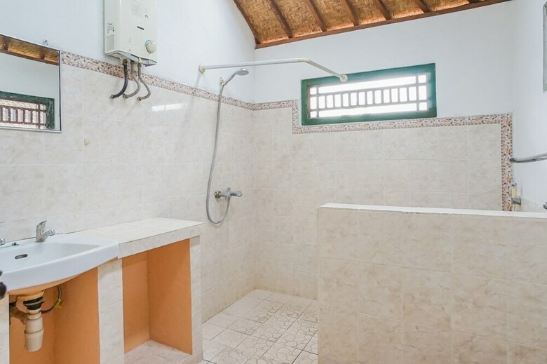 Hotel Lecuk Homestay
