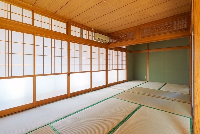 Sasayakanaouchi Murauchihara