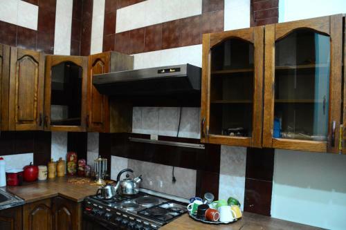 Hostal Flora Hostel