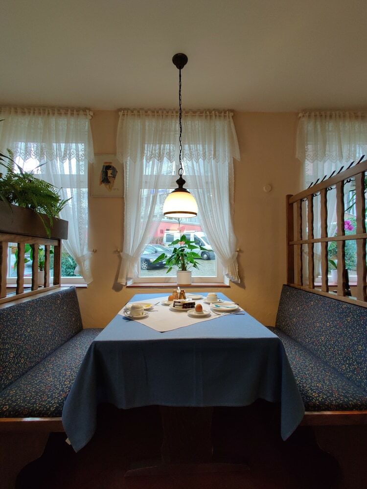 Hotel Xenia