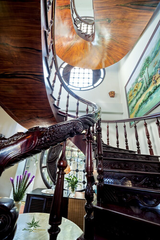 Bed & Breakfast Hemp Wellness Retreat