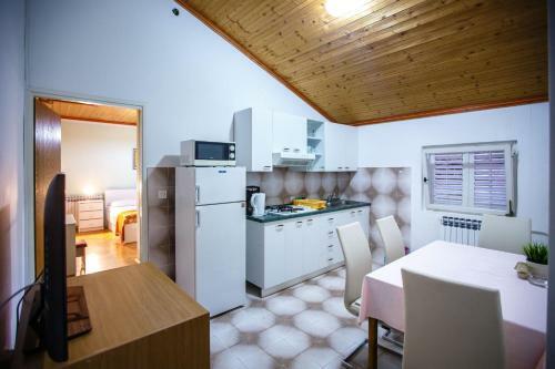 Apartments Slavko