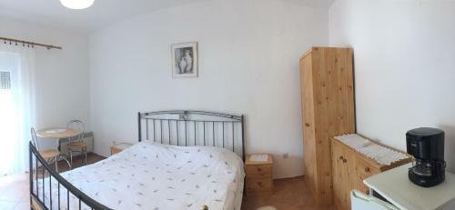 Hostal Guesthouse Tariba