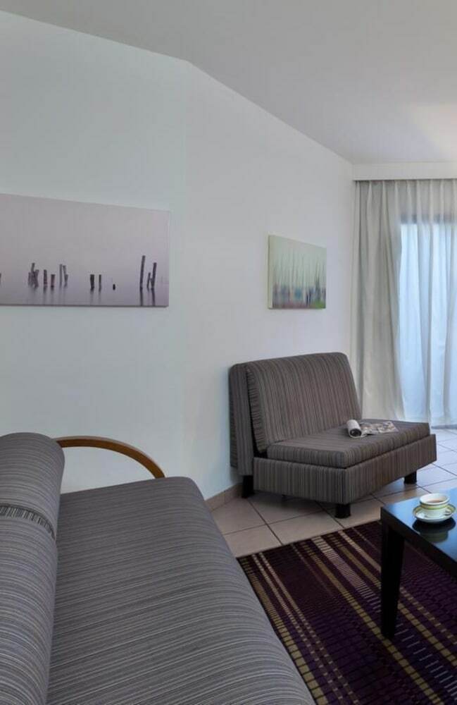 Apartamentos Isrotel Riviera Club