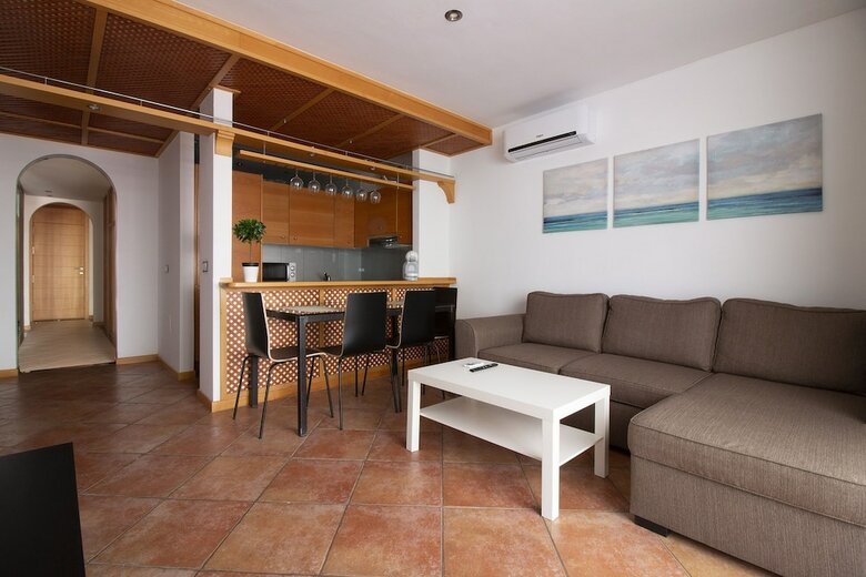 Apartamentos Espacios Blanco Adeje Paradise
