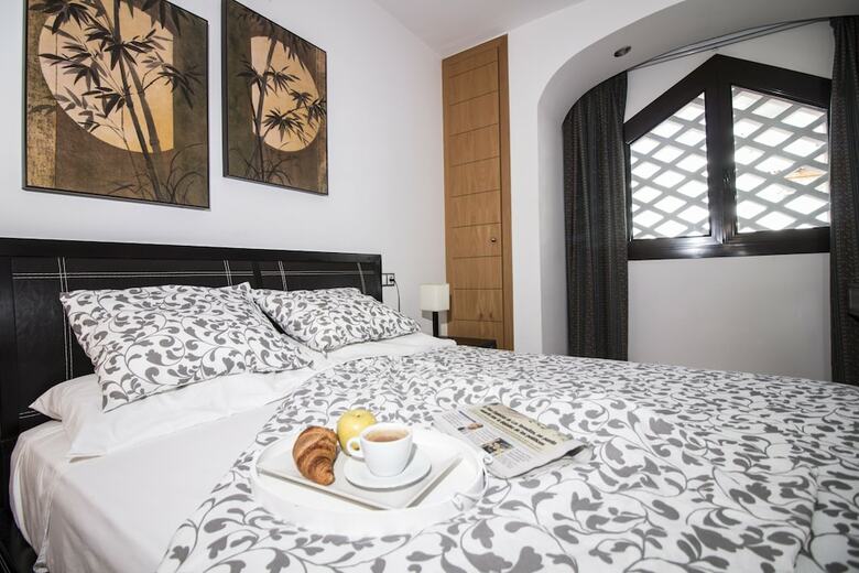 Apartamentos Espacios Blanco Adeje Paradise