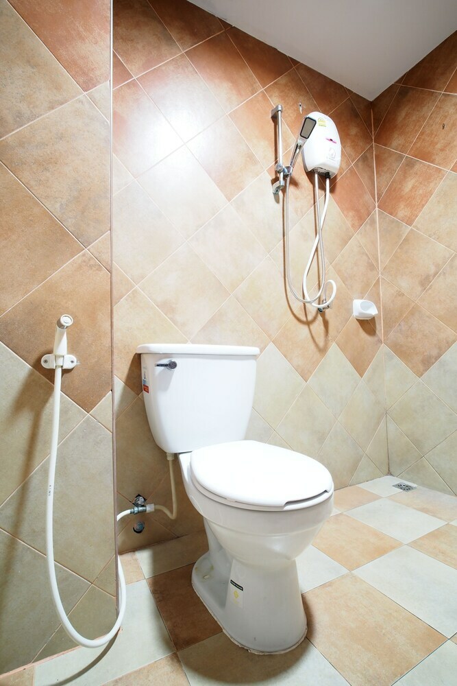 Oyo Mercy Hotel