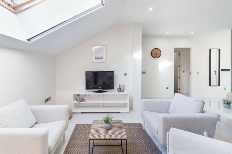 Apartamentos Sleep La Latina By Stay