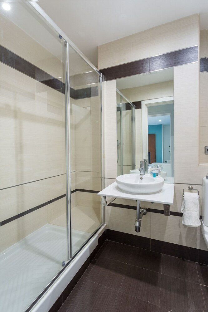 Apartamentos Sleep La Latina By Stay