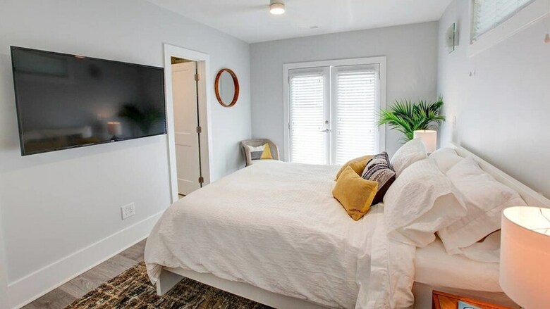 5 Bedroom, Woodside Avenue