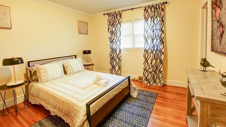 3 Bedroom, Woodlark Lane