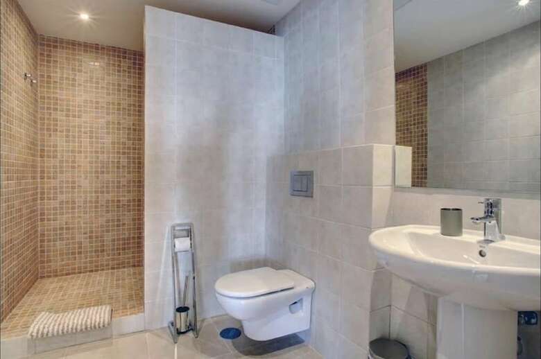 Modern Two Bedroom Villa With Indoor Pool & Spa