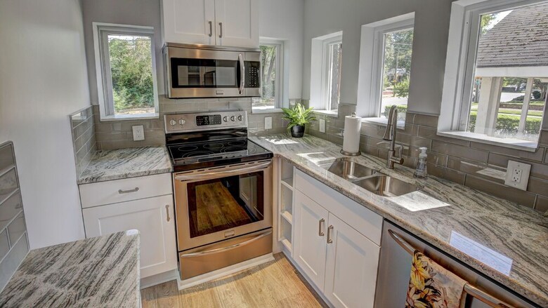 5 Bedroom, South Mint Street