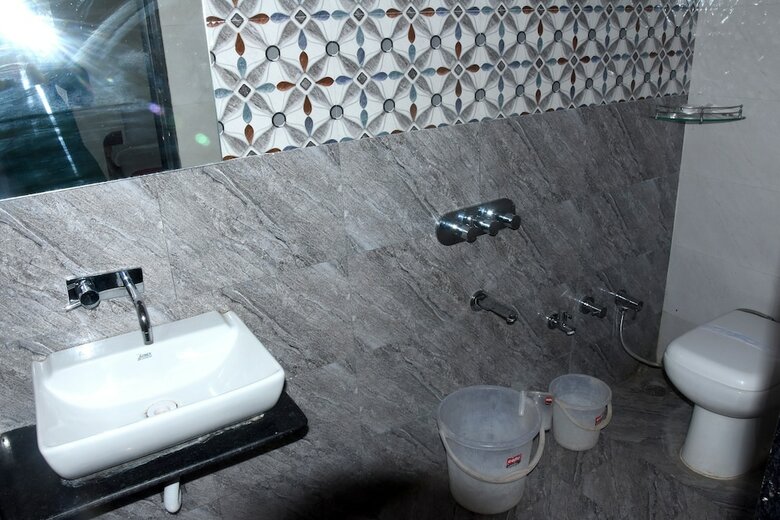 Hotel Gir Athiz Resort