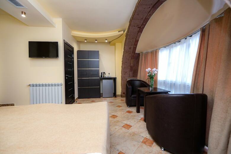 Skyline Hotel Yerevan