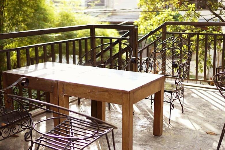 Hostal The Suite Hostel By Cafeplus Coffee - Adults Only