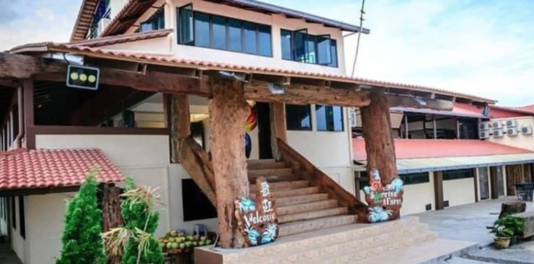 Hotel Labis Sunrise Farm Stay