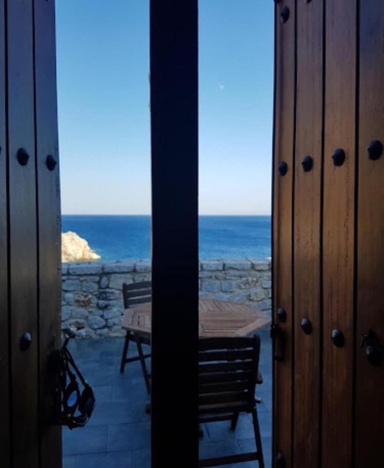 Hotel Lalloudes
