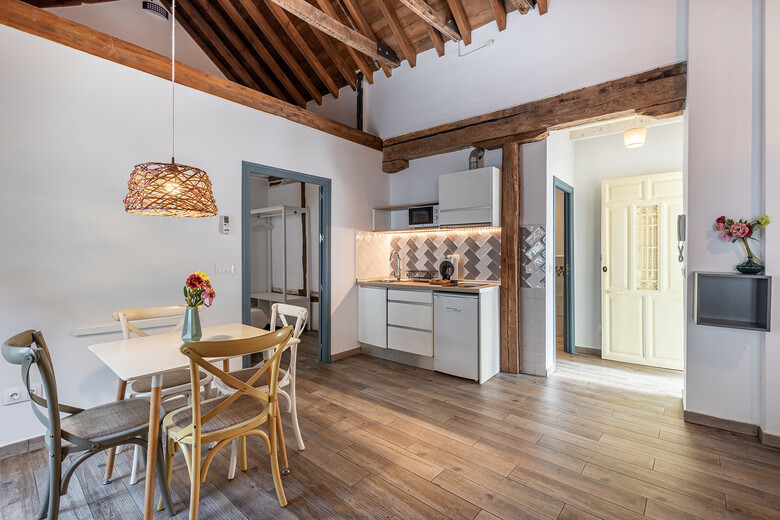 Apartamentos Boutique Granada Albaic�n 3000v