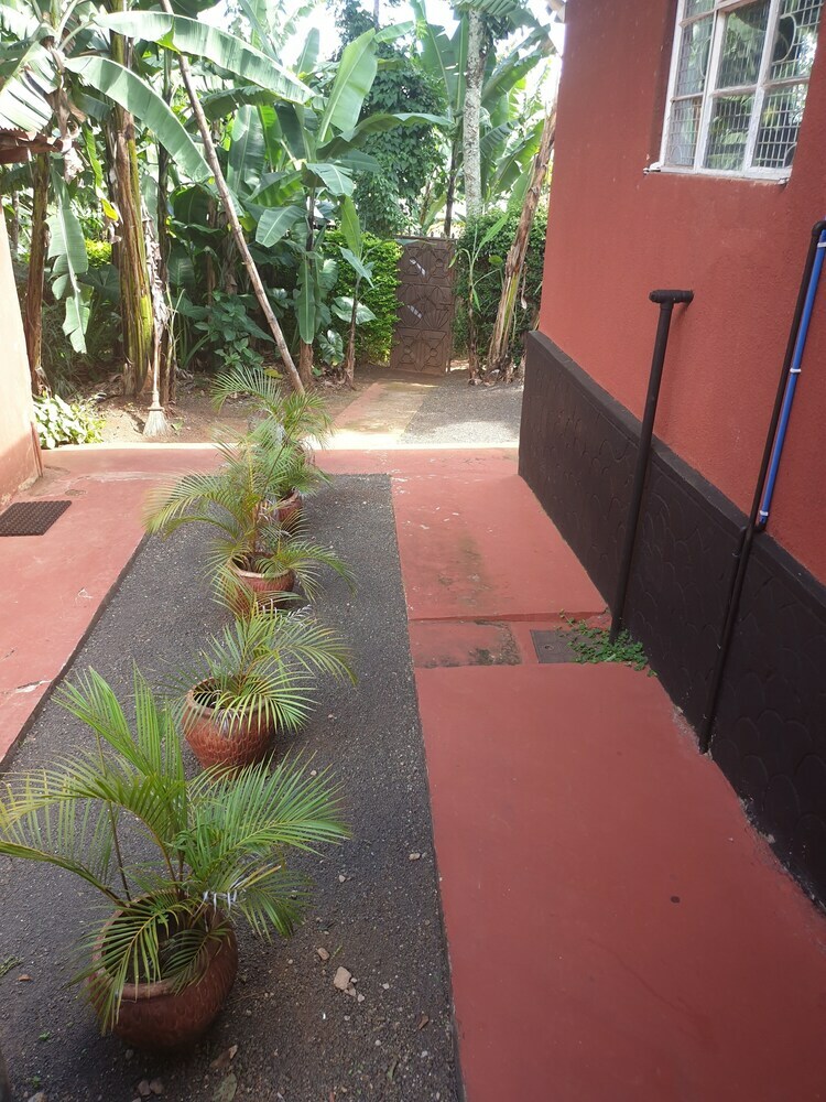 Residencia Doctor Se Temu Rest House