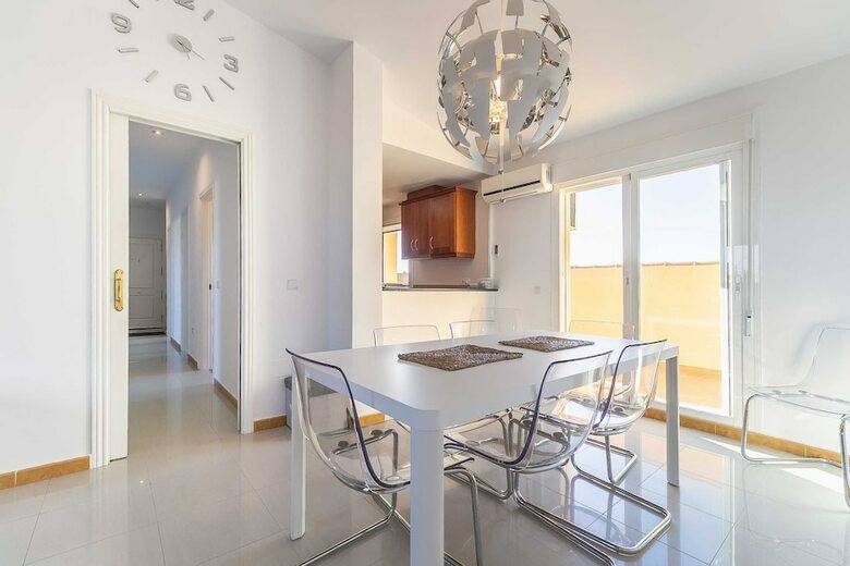 Apartamentos Sur Suites �tico Soler