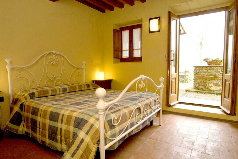 Apartment With 2 Bedrooms In Castelfranco Piandisc�, With Pool Access And Wifi