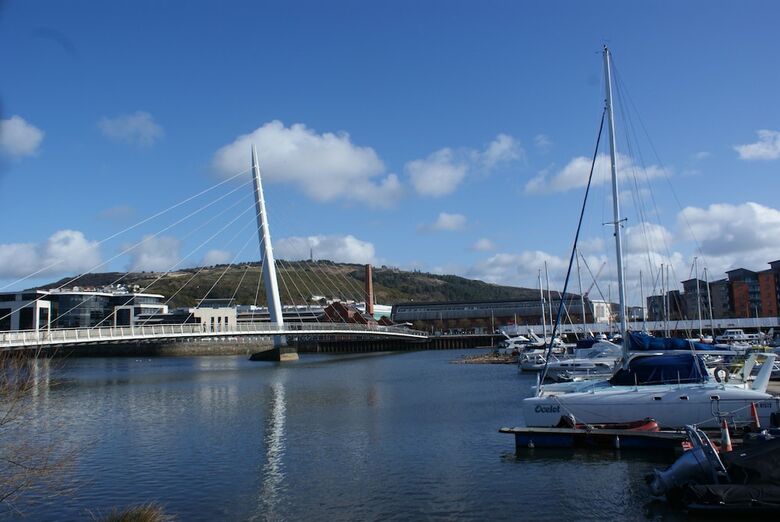 Apartamento Coastal City Rooms Waterfront