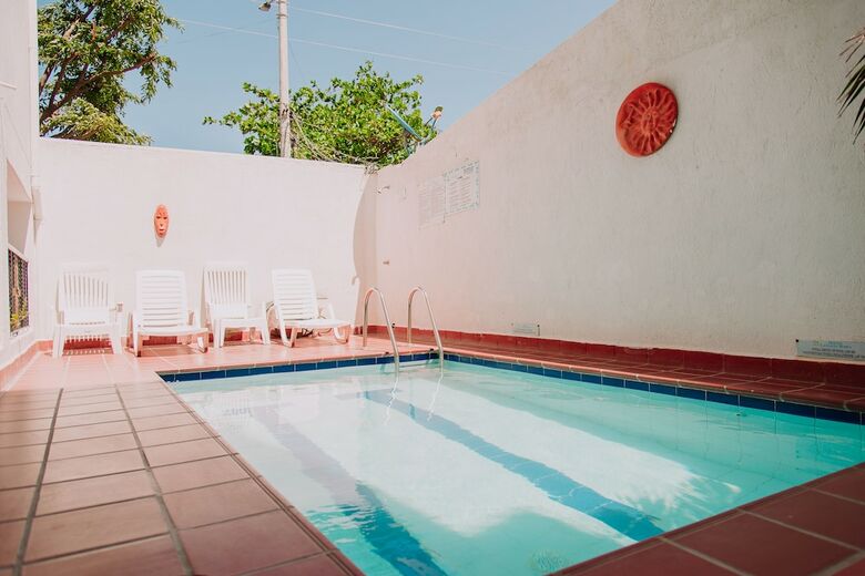 Hotel Ayenda 1620 Santa Maria