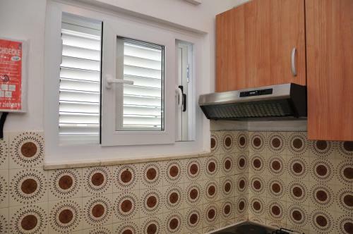 Hostal Bm Apartments Rogoznica