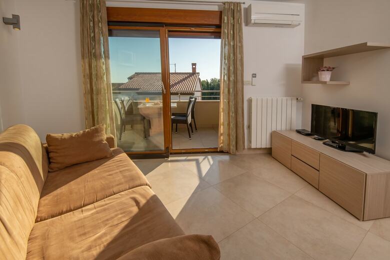 Apartments Oliva