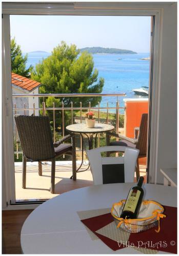 Apartamentos Villa Palas