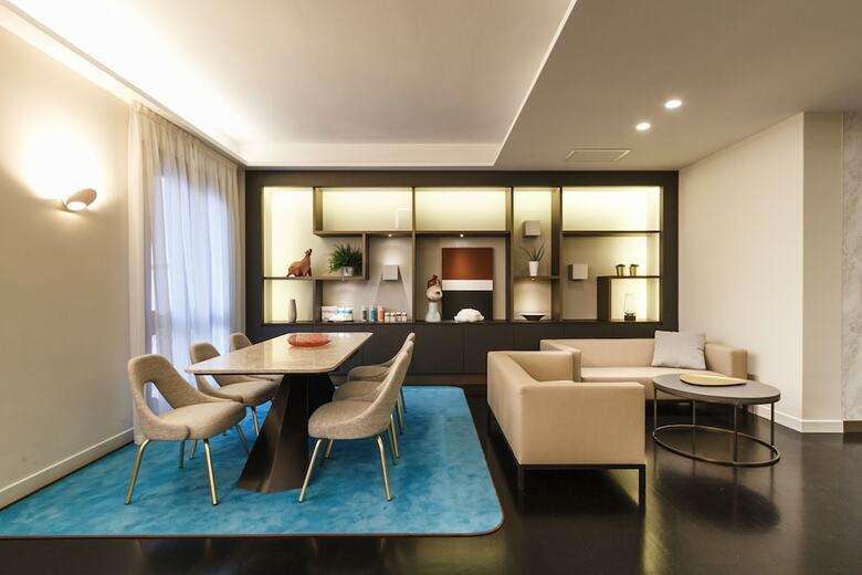 Seawater Hotel