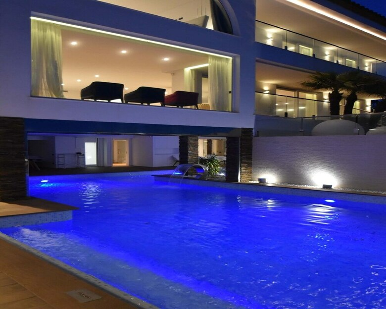 Villa Gaud� Vilanova House