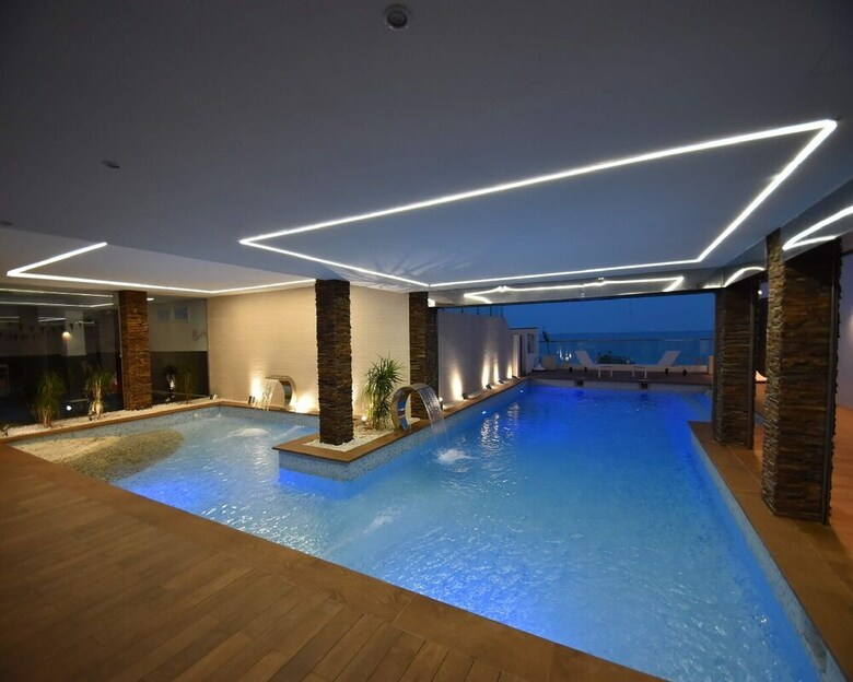 Villa Gaud� Vilanova House