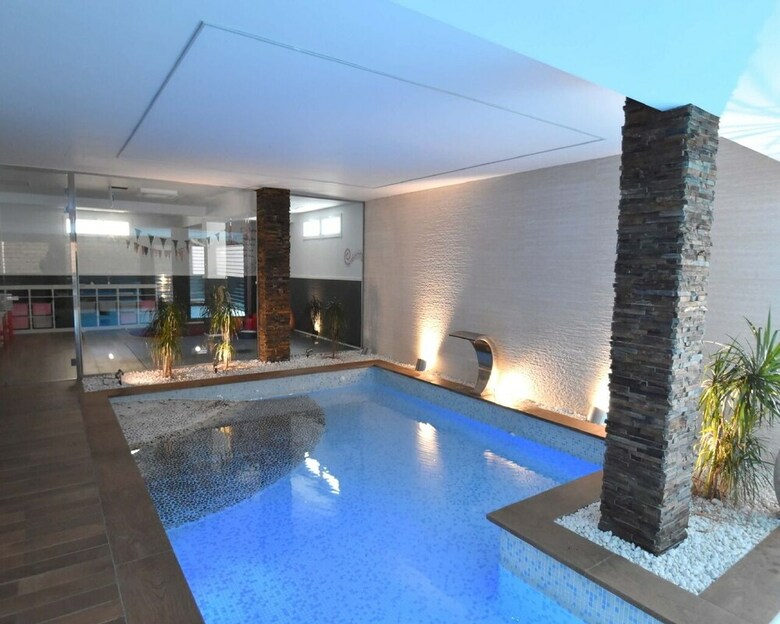 Villa Gaud� Vilanova House