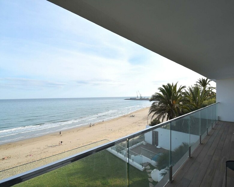 Villa Gaud� Vilanova House