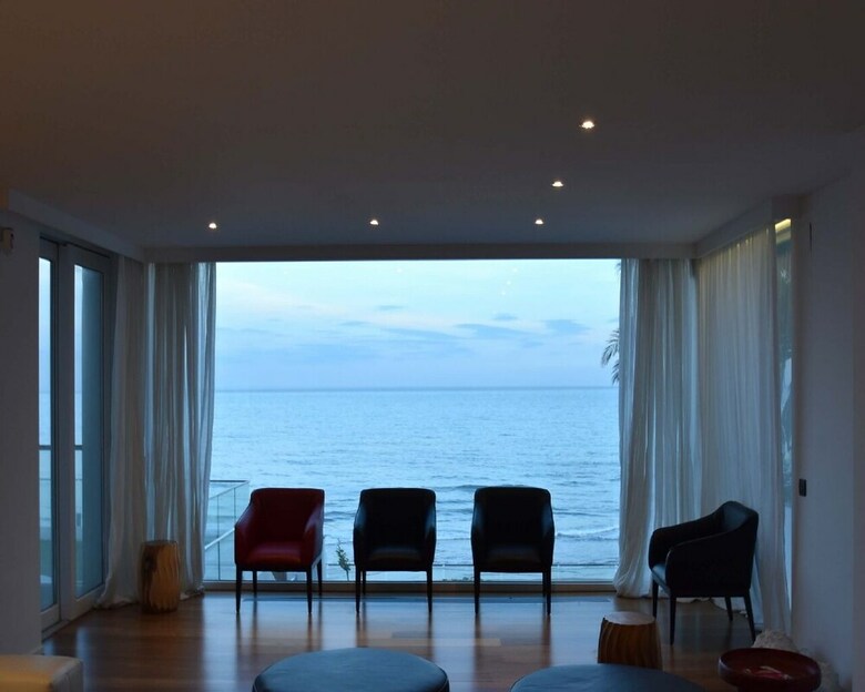 Villa Gaud� Vilanova House