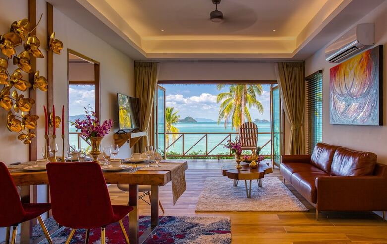 Hotel Coconut Grove Villas