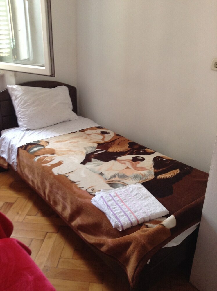 Apartamentos Madona Top Center