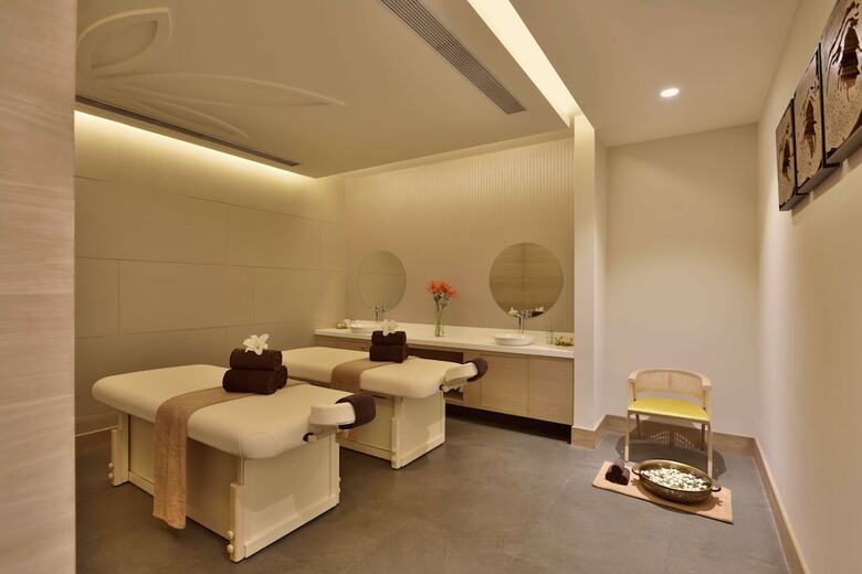 Hotel Radisson Gurugram Udyog Vihar