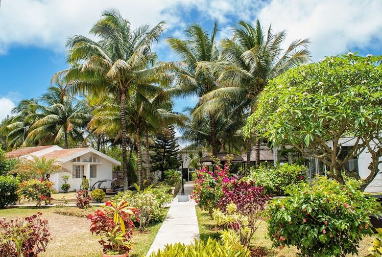 Hotel H�tel Des 2 Mondes