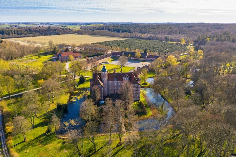 Hotel Sostrup Slot Og Kloster
